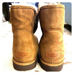 COPY - UGG Boots - Abree II Size 10